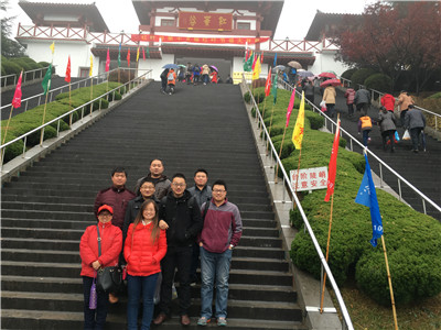 紅葉谷我們來了!--記泰安海數(shù)機(jī)械制造有限公司員工2015年濟(jì)南紅葉谷之旅